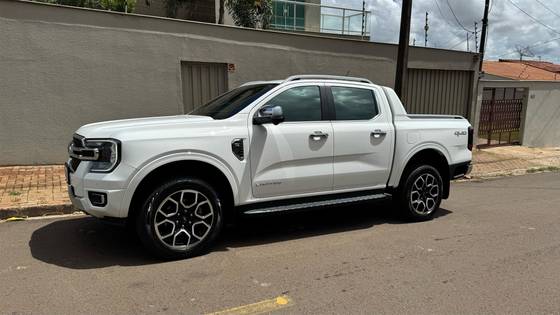FORD RANGER 3.0 V6 TURBO DIESEL CD LIMITED 4X4 AUTOMÁTICO